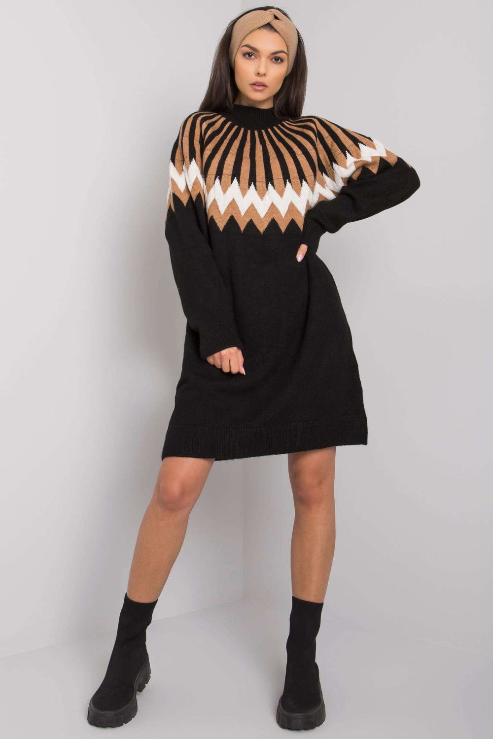 Rue Paris Black Knitted Long Sleeve Dress - view 2