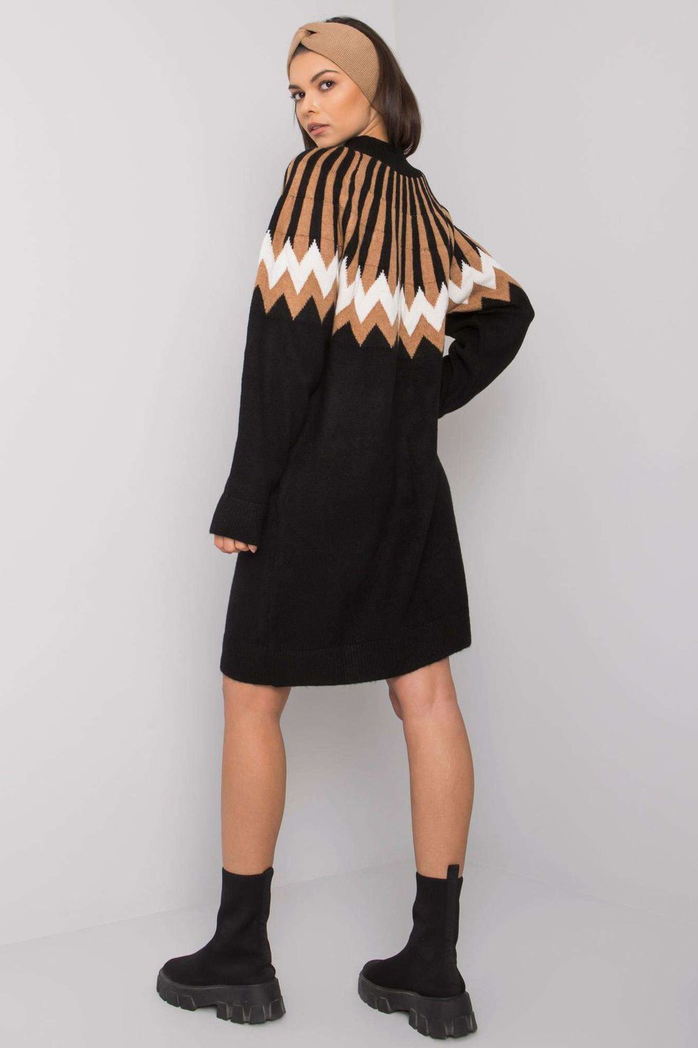 Rue Paris Black Knitted Long Sleeve Dress - view 3
