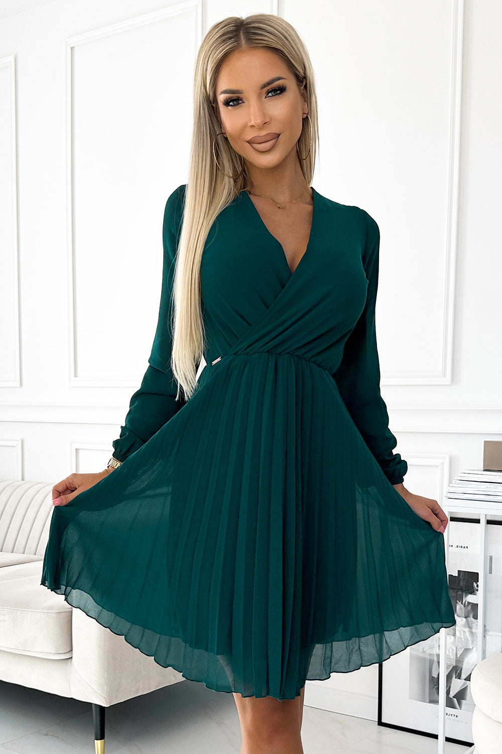 Numoco Isabelle Green Chiffon Pleated Long Sleeve Cocktail Dress