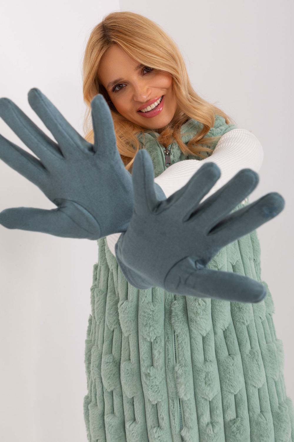 AT Mint Gloves - view 3