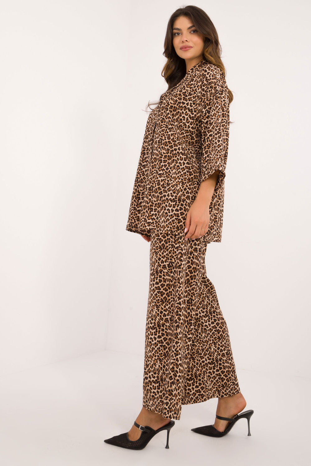 Italy Moda Beige Button Front Wide Leg High Waisted Co-Ord Set - view 2