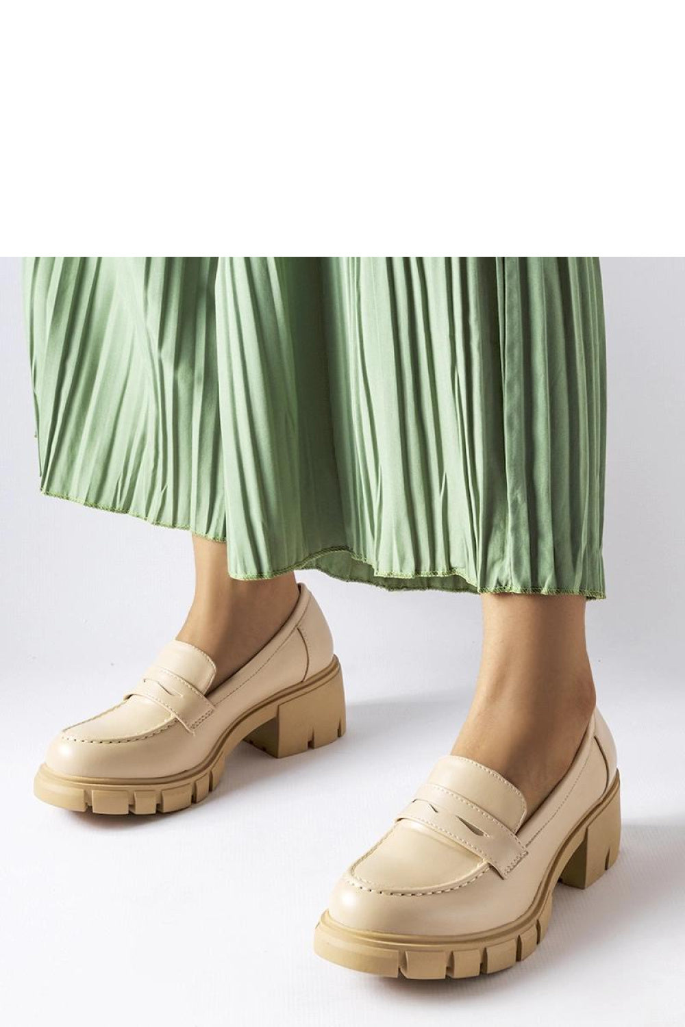 Solea Beige Block Heel Moccasins