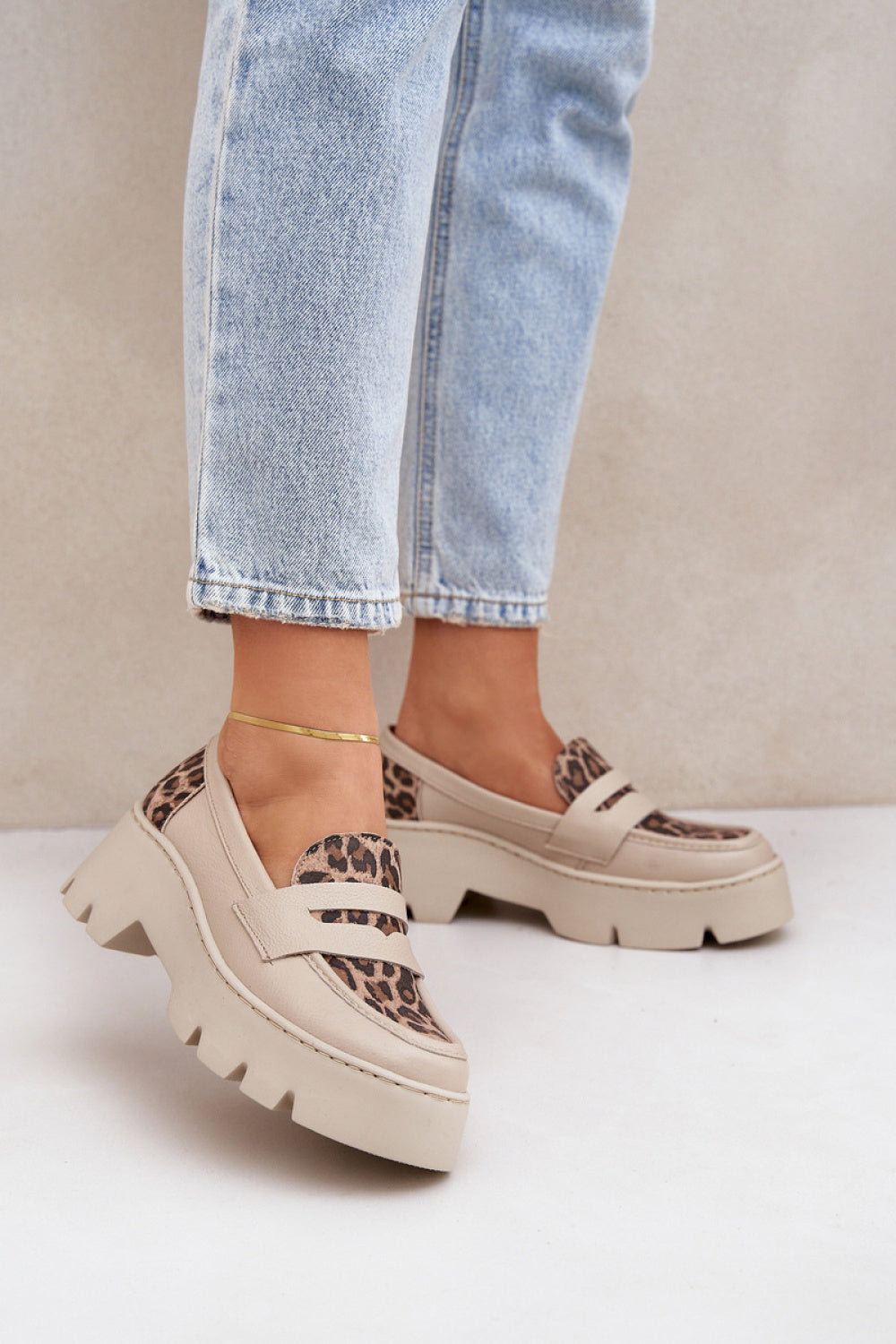 Step In Style Zazoo Light Beige Leather Platform Moccasins