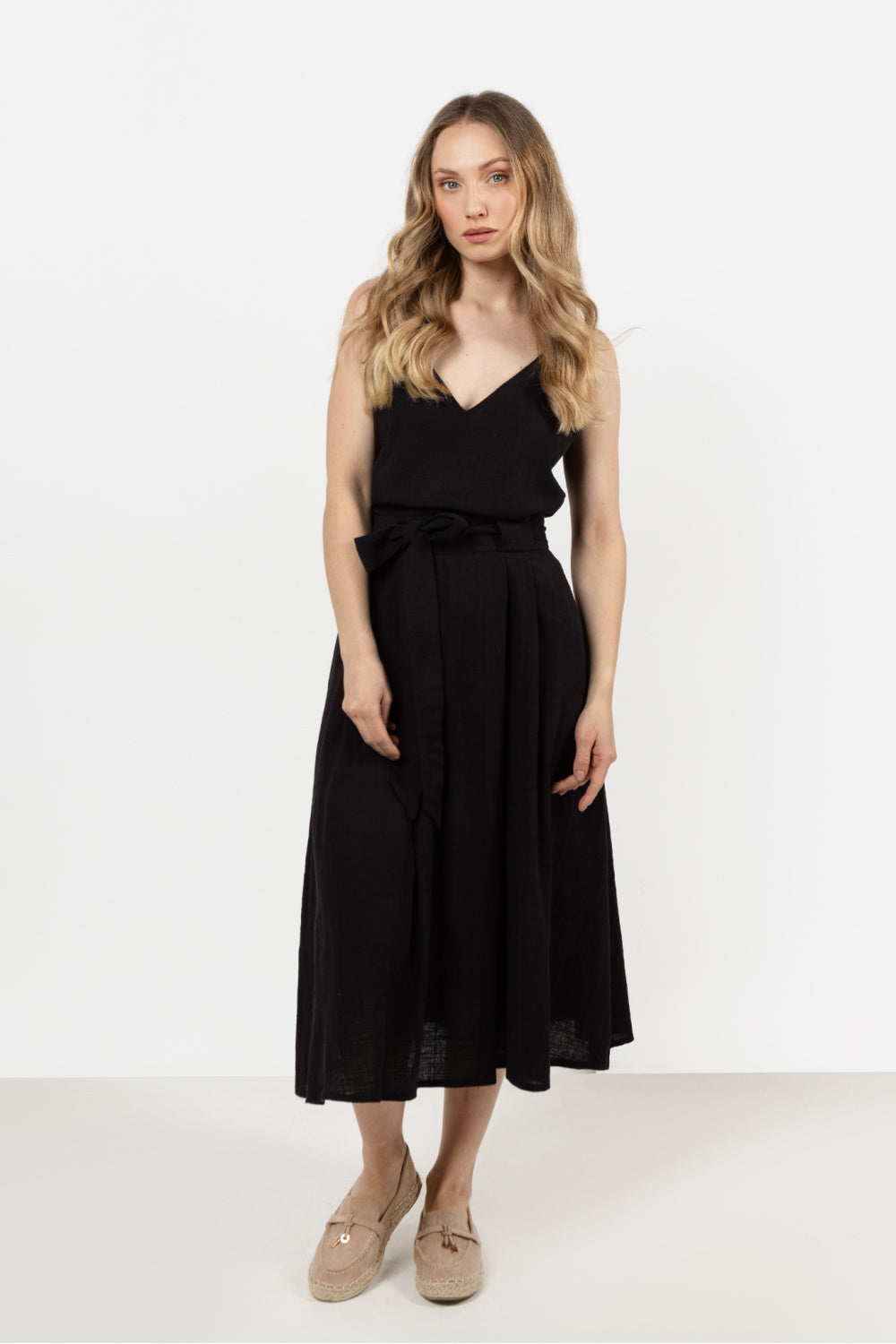 Awama Black Pleated Cotton Skirt