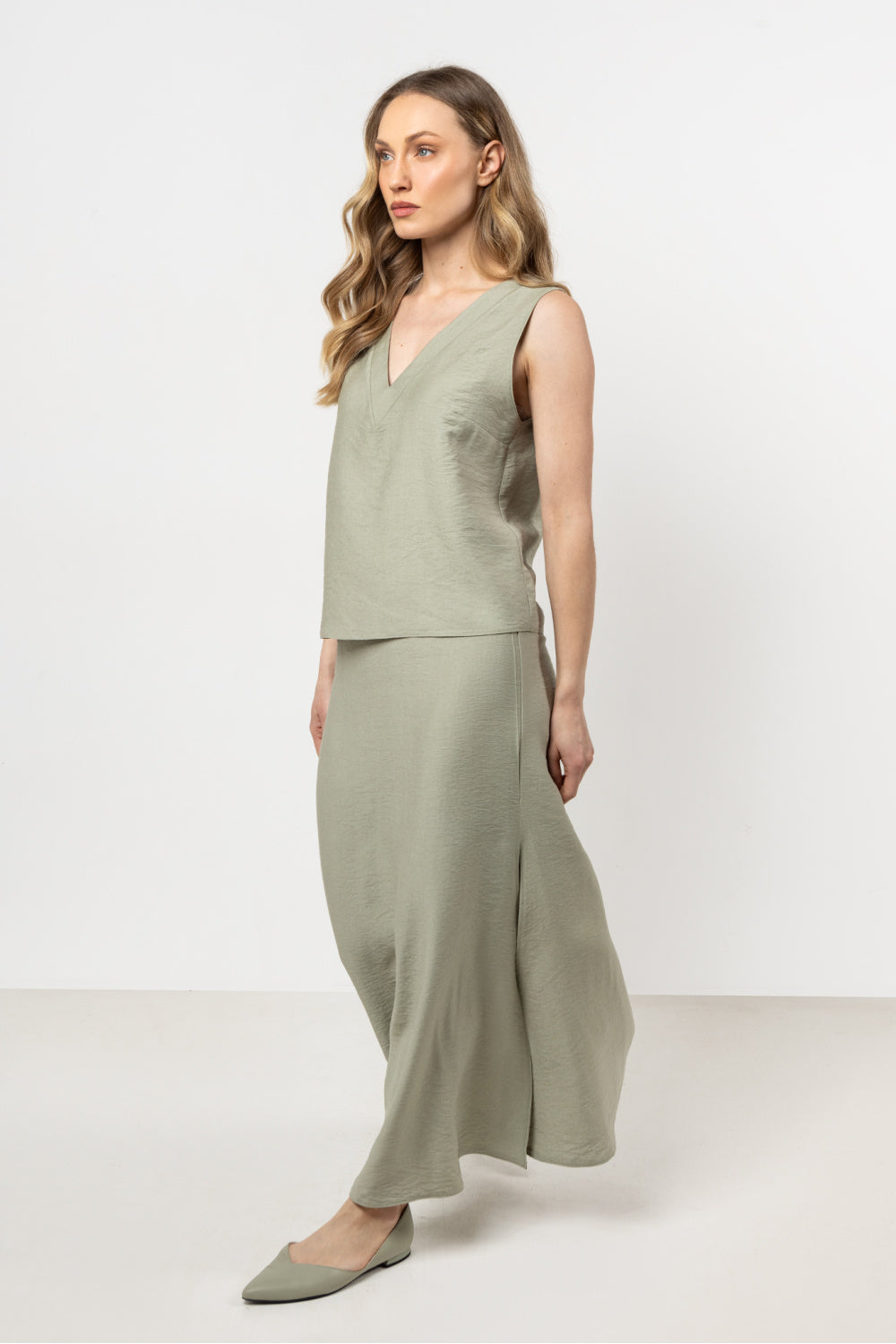Awama Sage Bodycon V-Neck Blouse - view 2