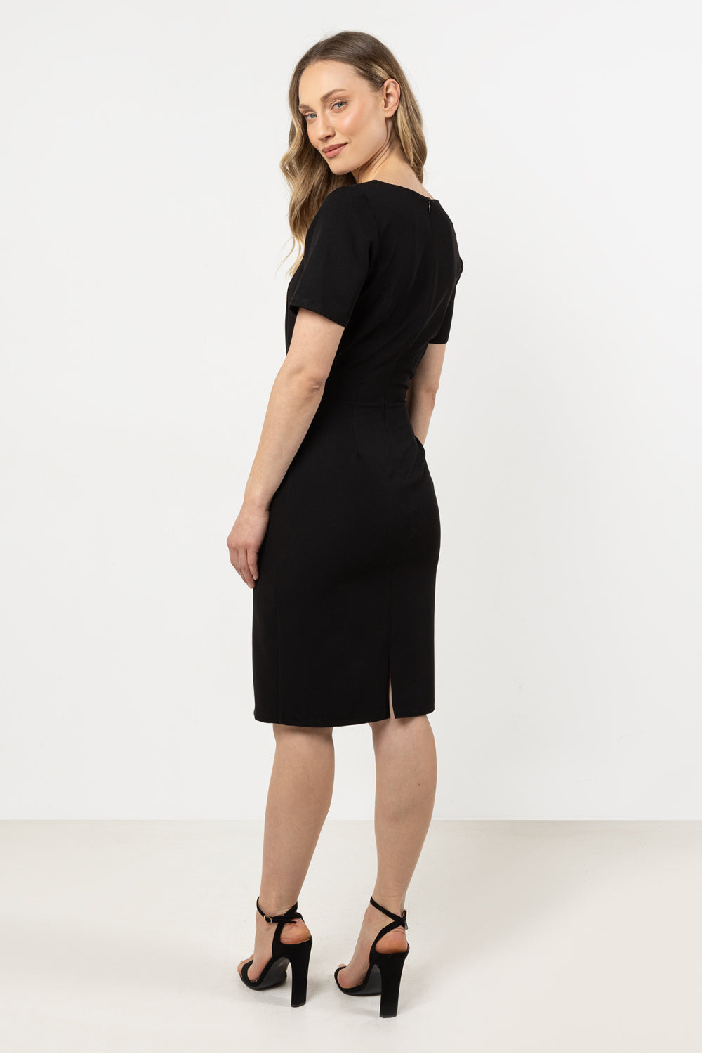 Awama Black Round Neck Bodycon Short Sleeve Dress - view 3