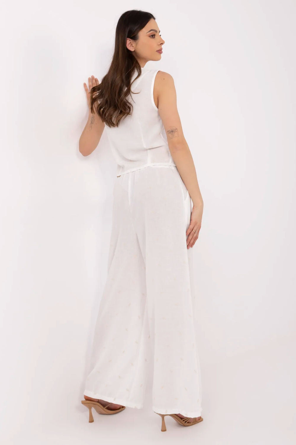 Italy Moda White Bodycon High Waisted Co-Ord Set - view 3