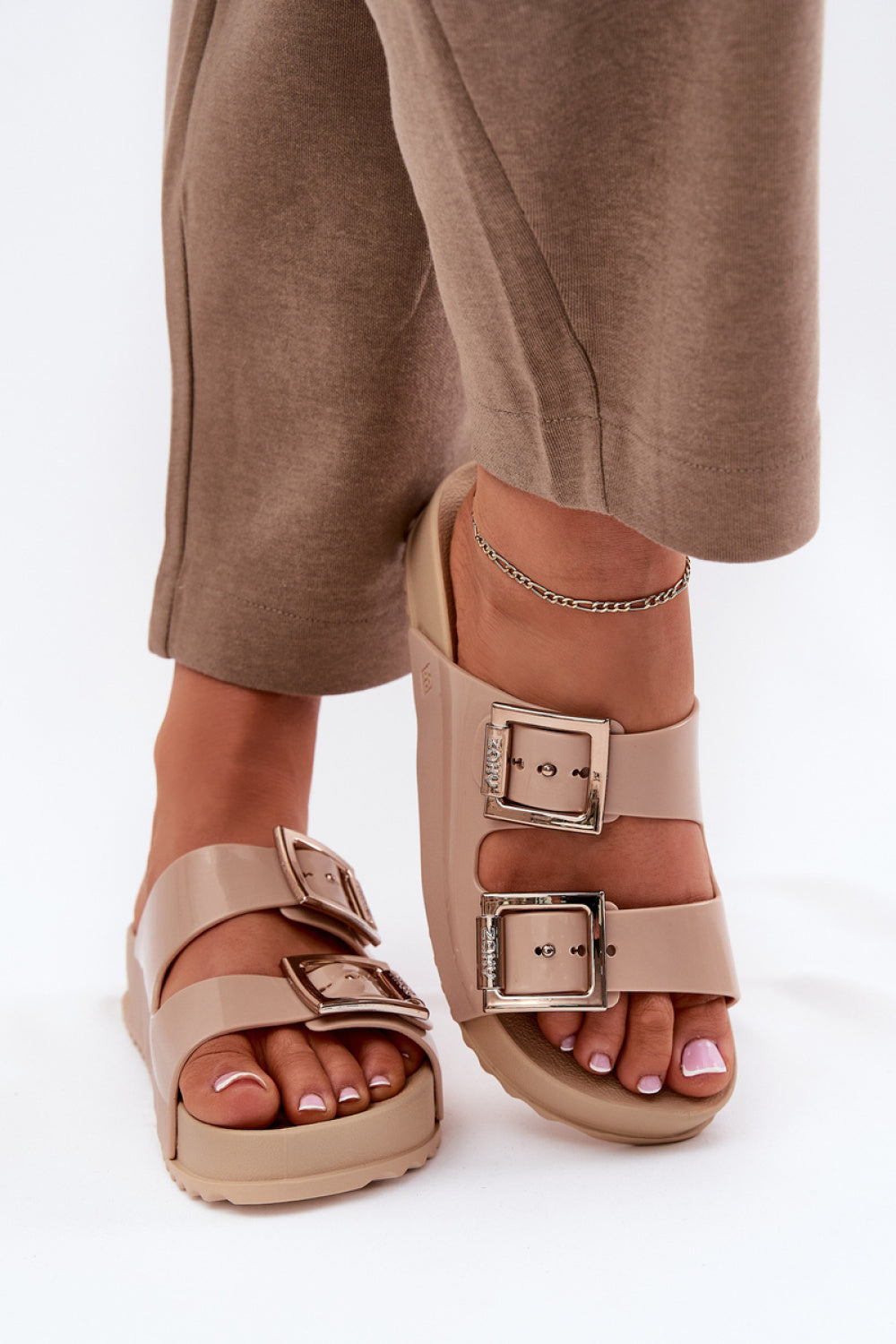 Step In Style Zaxy Beige Platform Flip Flops