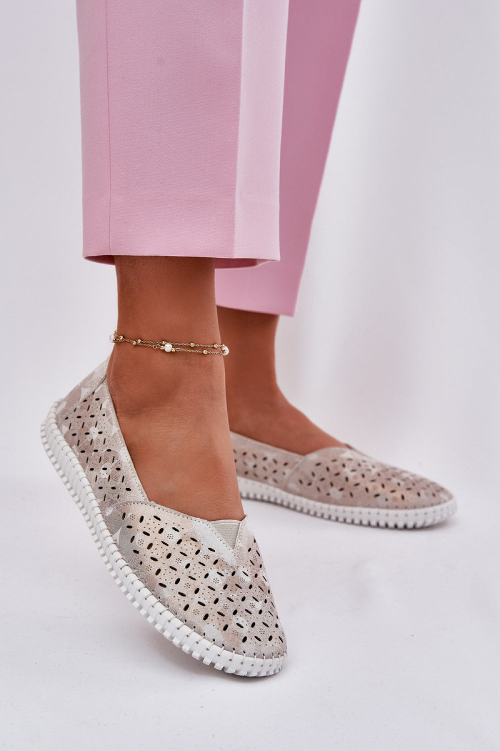 Step In Style Chulieta Grey Suede Shoes