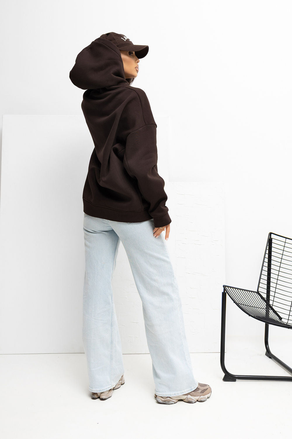Rue Paris Dark Brown Loose Fit Hooded Long Sleeve Sweatshirt - view 3