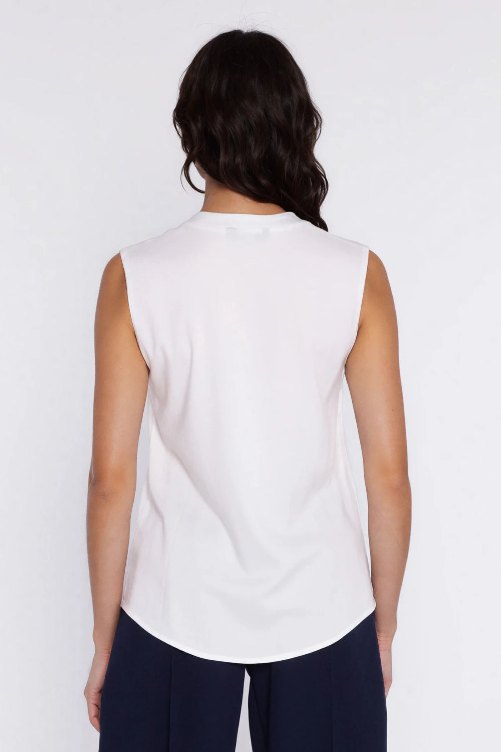 Nife Ecru V-Neck Sleeveless Blouse - view 3