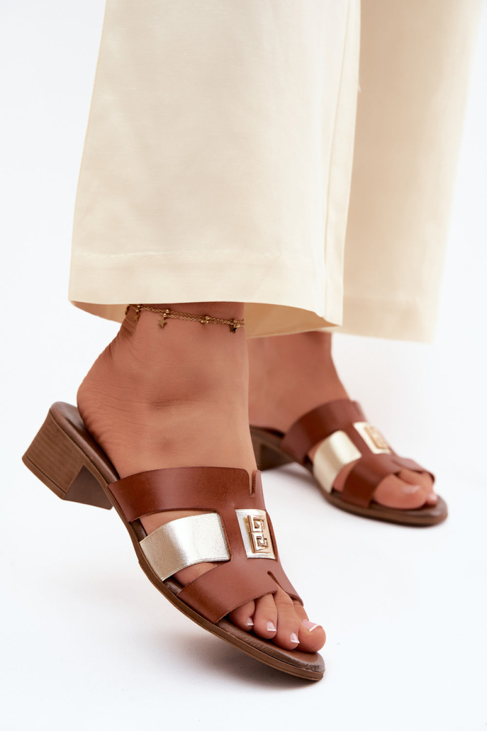 Step In Style Zazoo Brown Heeled Sandals