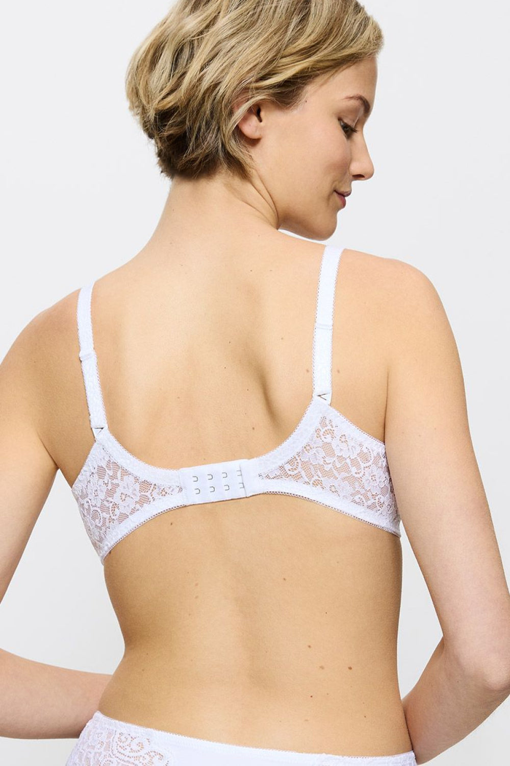 Triumph White Underwired Padded Bra - view 3