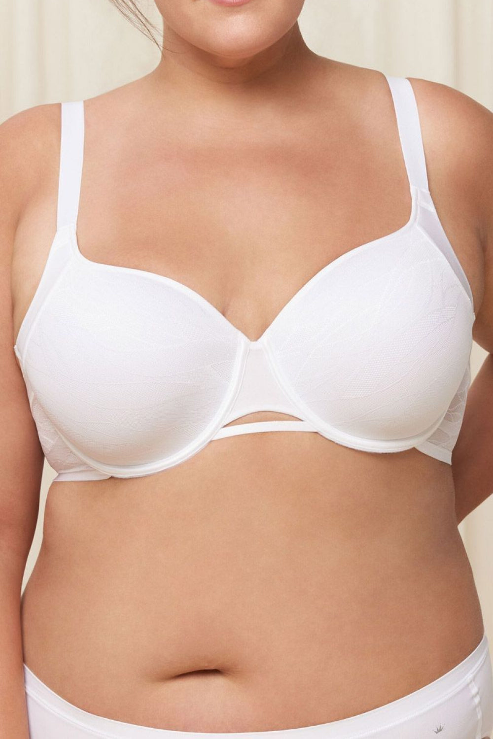 Triumph Airy Sensation White Satin Underwired Padded Bra - view 2