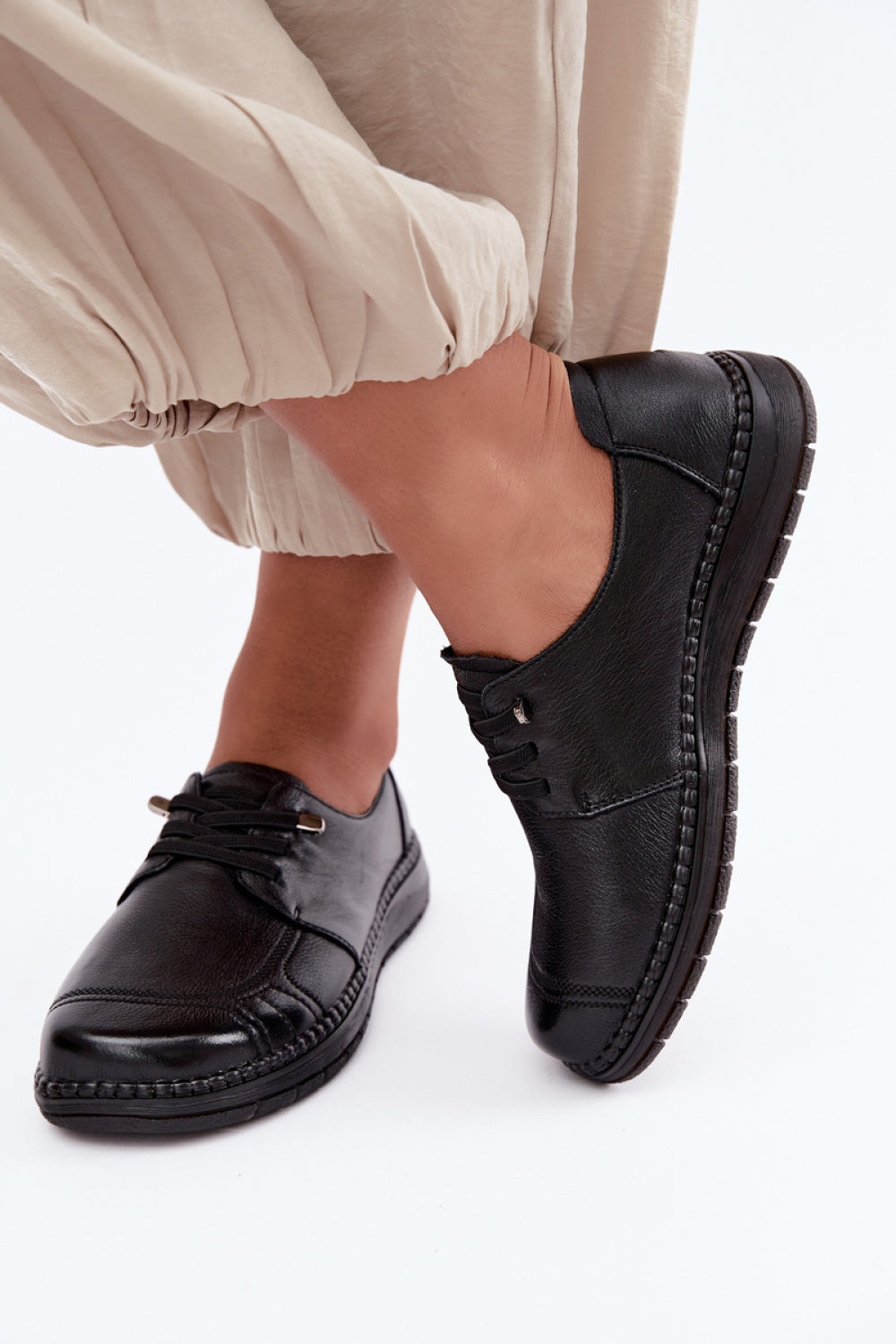 Step In Style Vinceza Black Leather Shoes - view 3