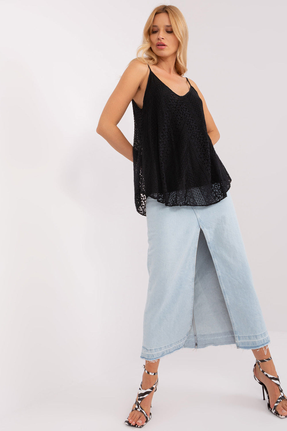 Och Bella Black Lace Sleeveless Cami Top - view 4