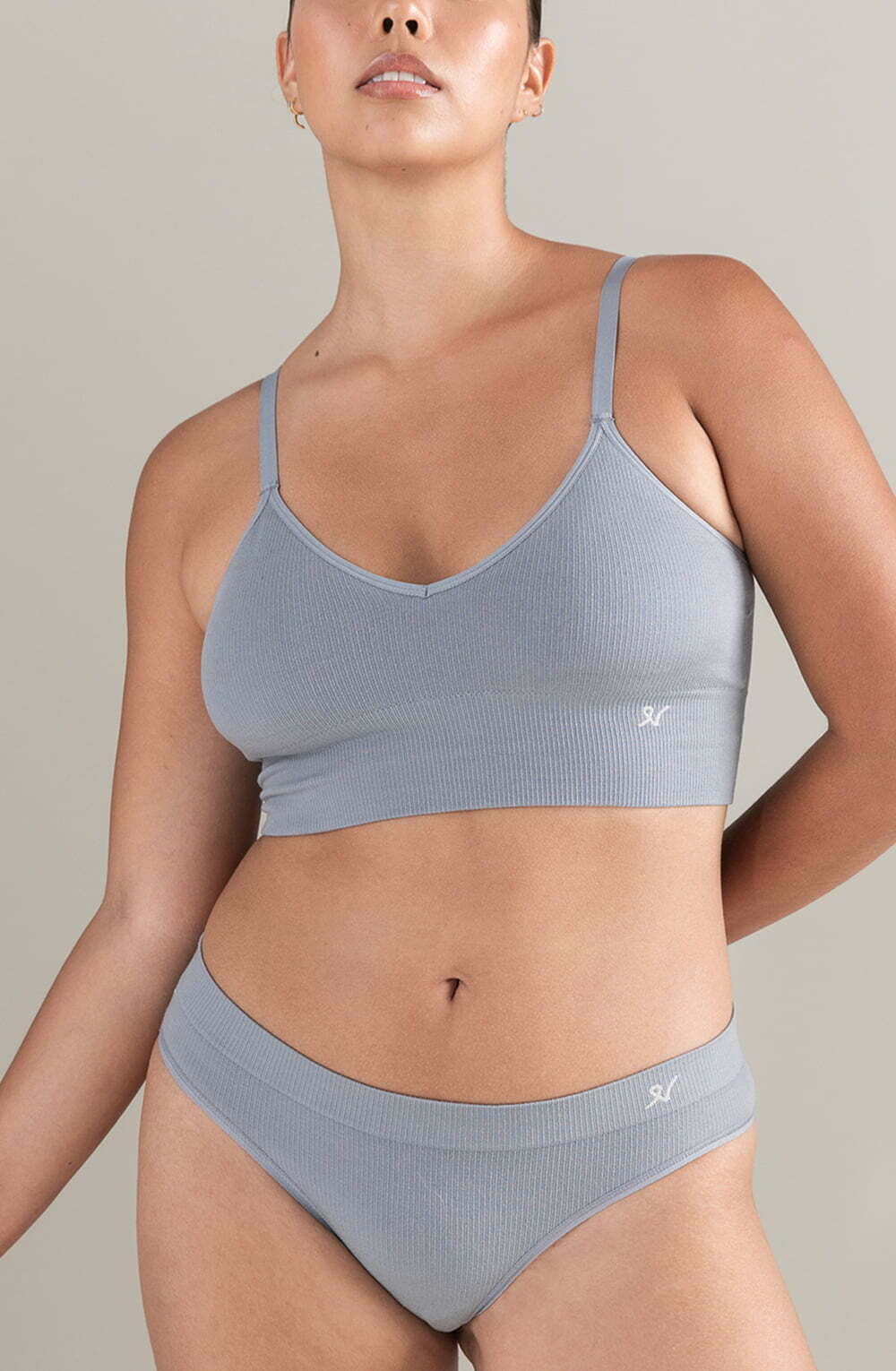 The TENCELâ„¢ Seamless Bralette Storm Grey