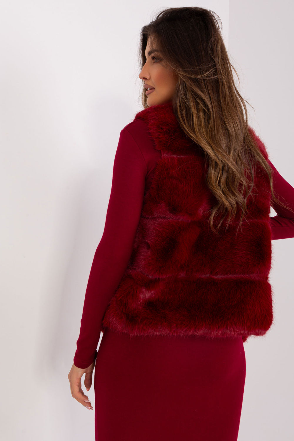 AT Burgundy Gilet - view 3