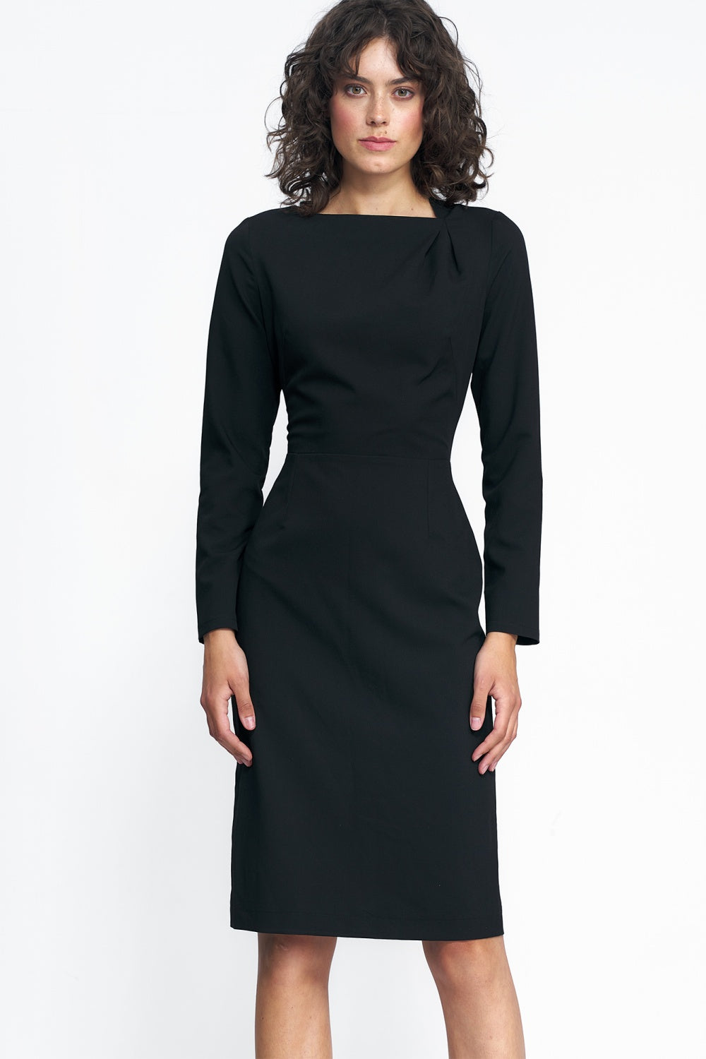 Nife Black Pleated Dress