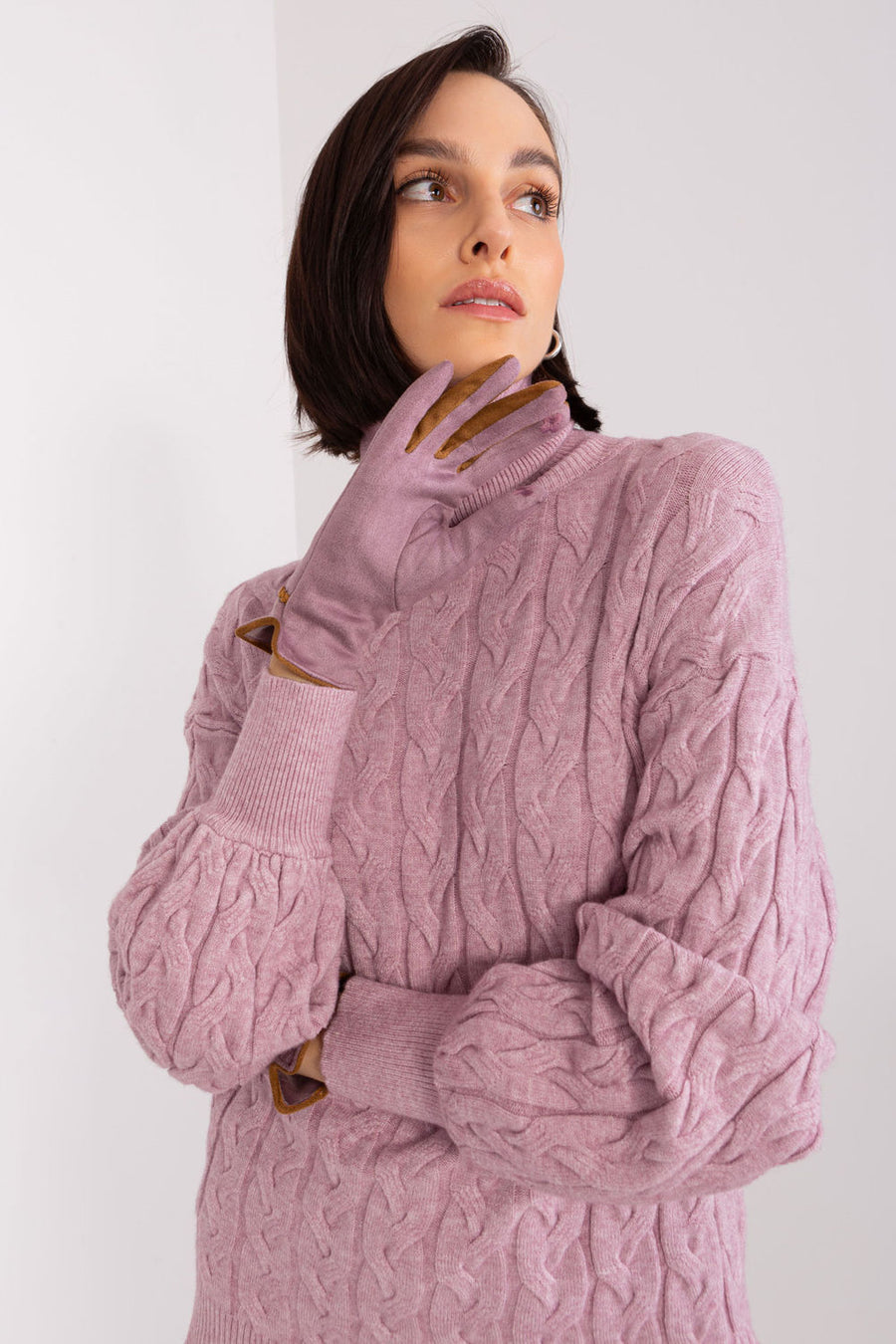 AT Dark Violet Gloves