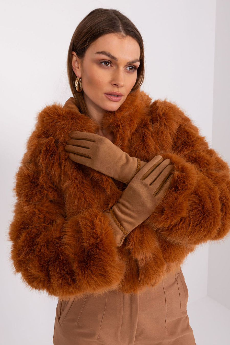 AT Camel Polyester Gloves