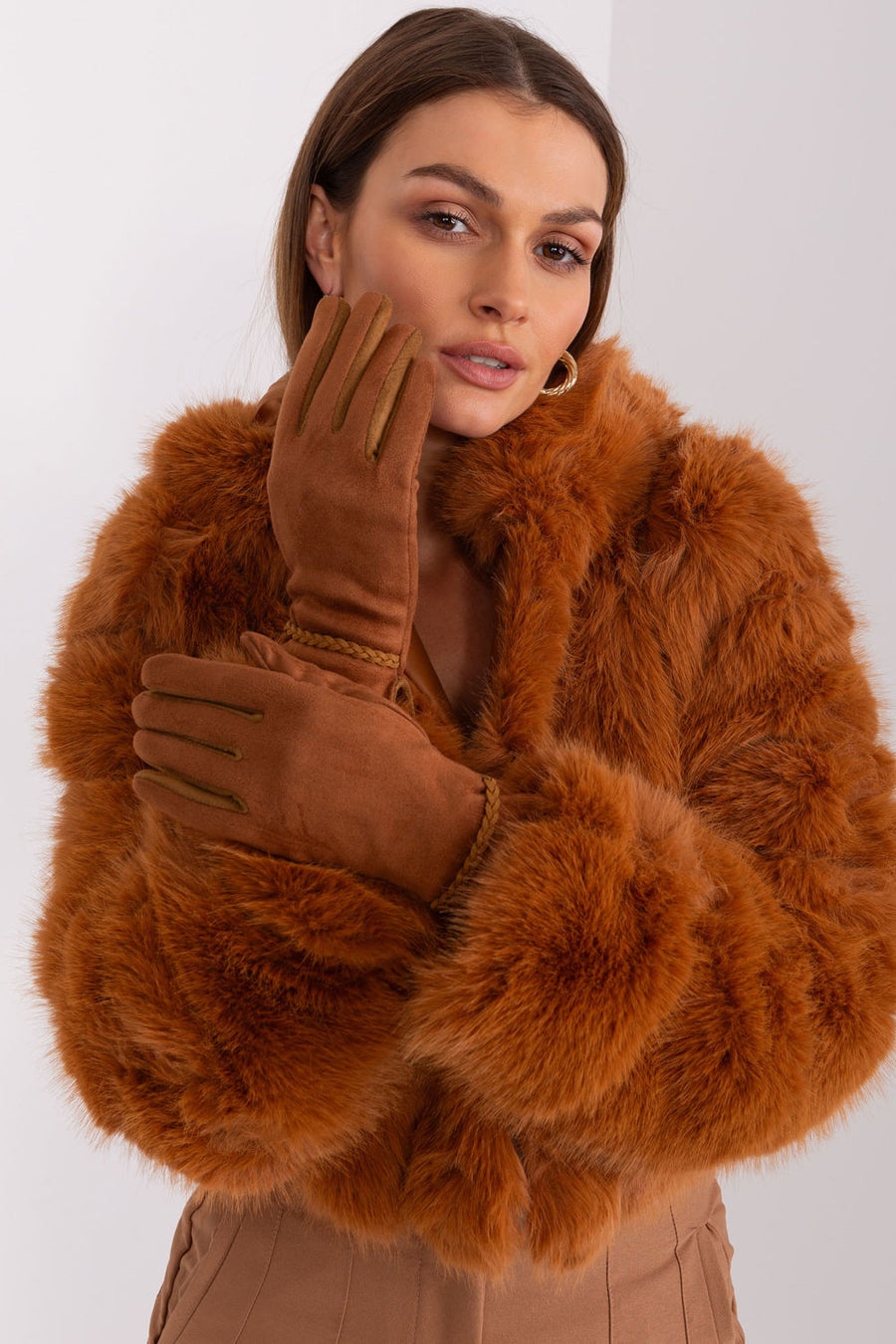 AT Light Brown Gloves