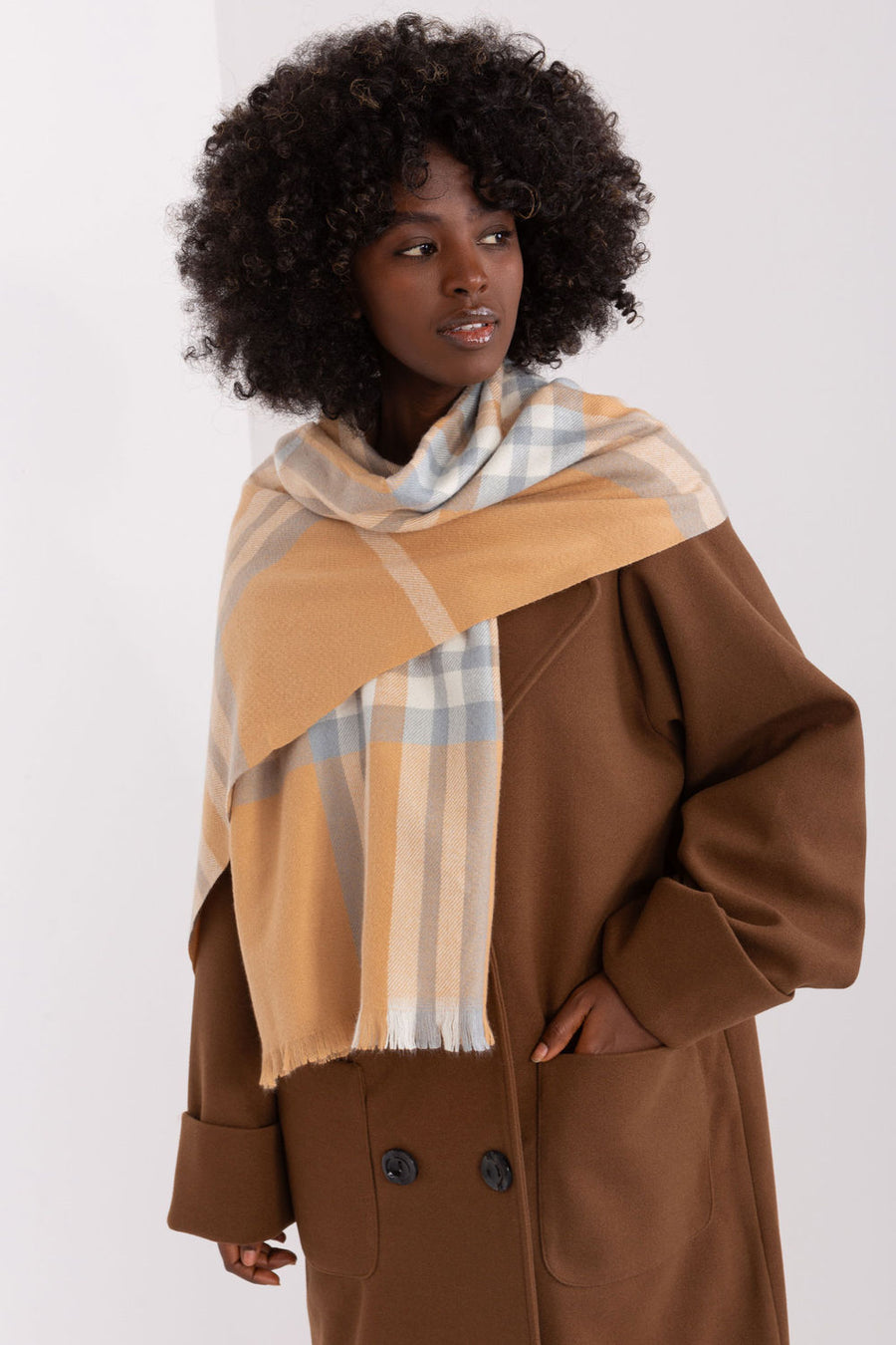 AT Camel Loose Fit Polyester Shawl