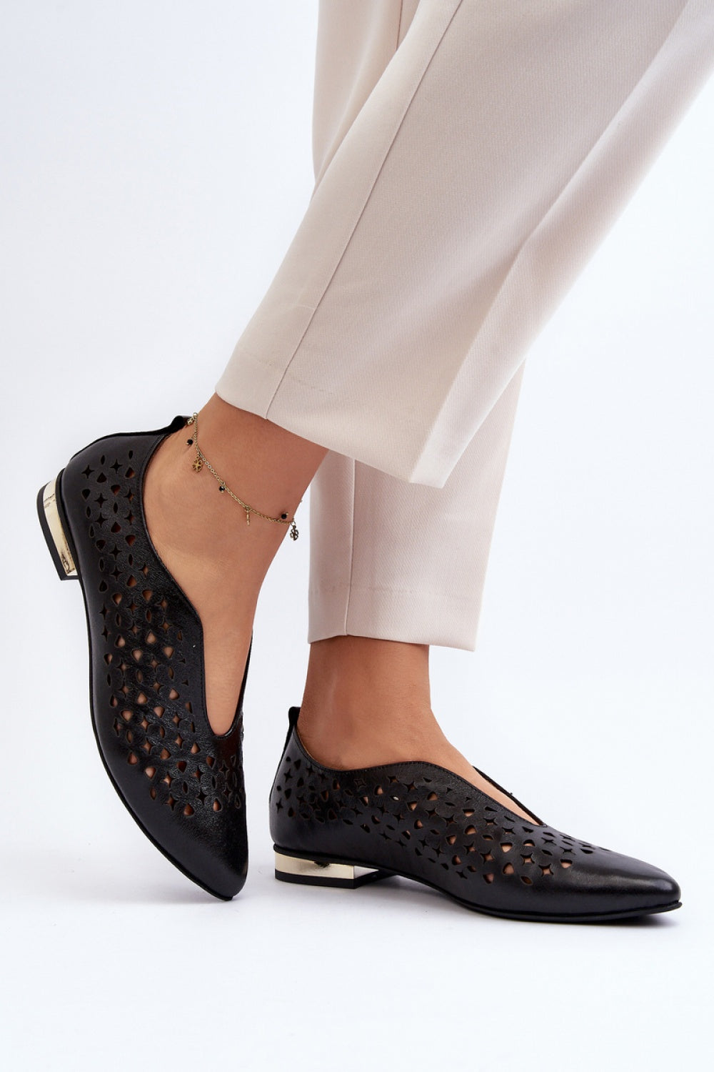 Step In Style Zazoo Black Leather Ballet Flats - view 2