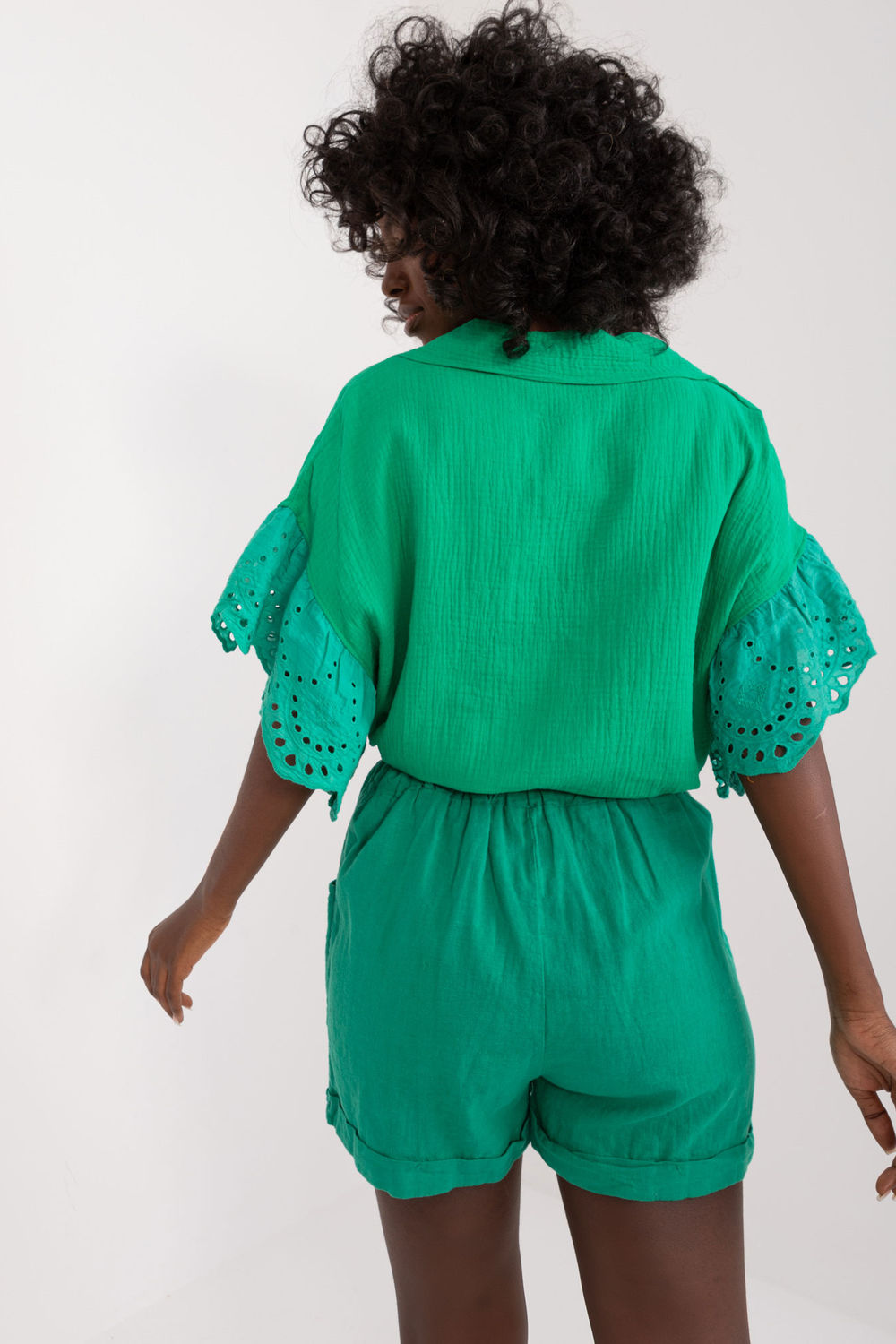 Italy Moda Green Linen Cotton Shorts - view 3