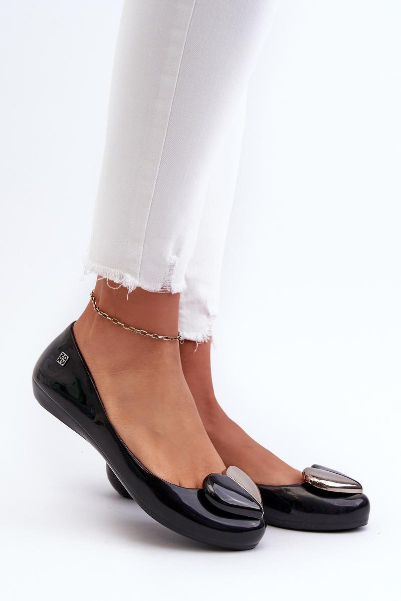 Step In Style Zaxy Black Ballet Flats