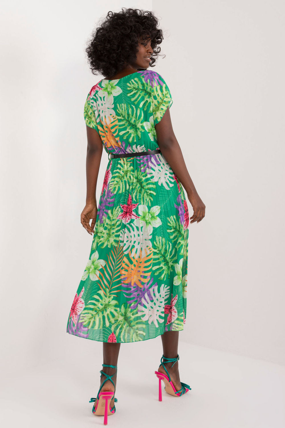 Italy Moda Green Flared Short Sleeve Dress - view 3