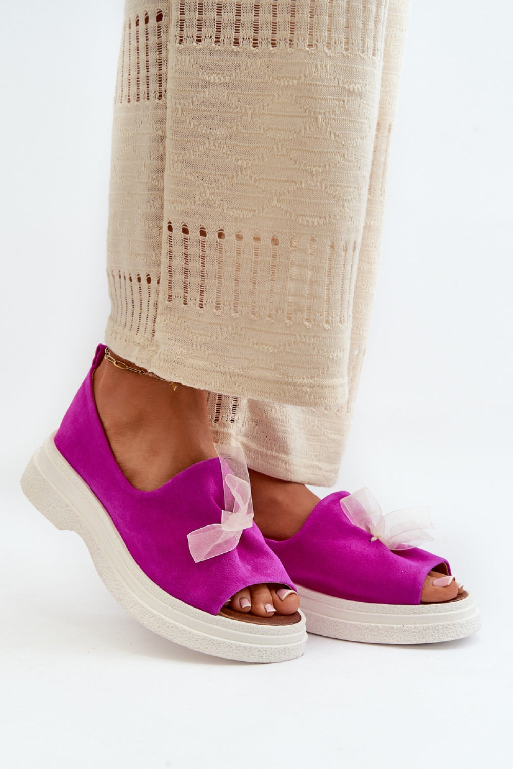 Step In Style Zazoo Fuchsia Suede Sandals