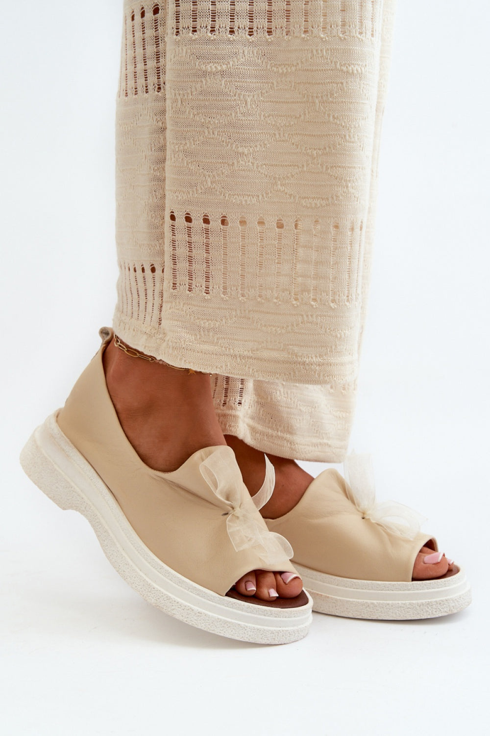 Step In Style Zazoo Light Beige Leather Sandals
