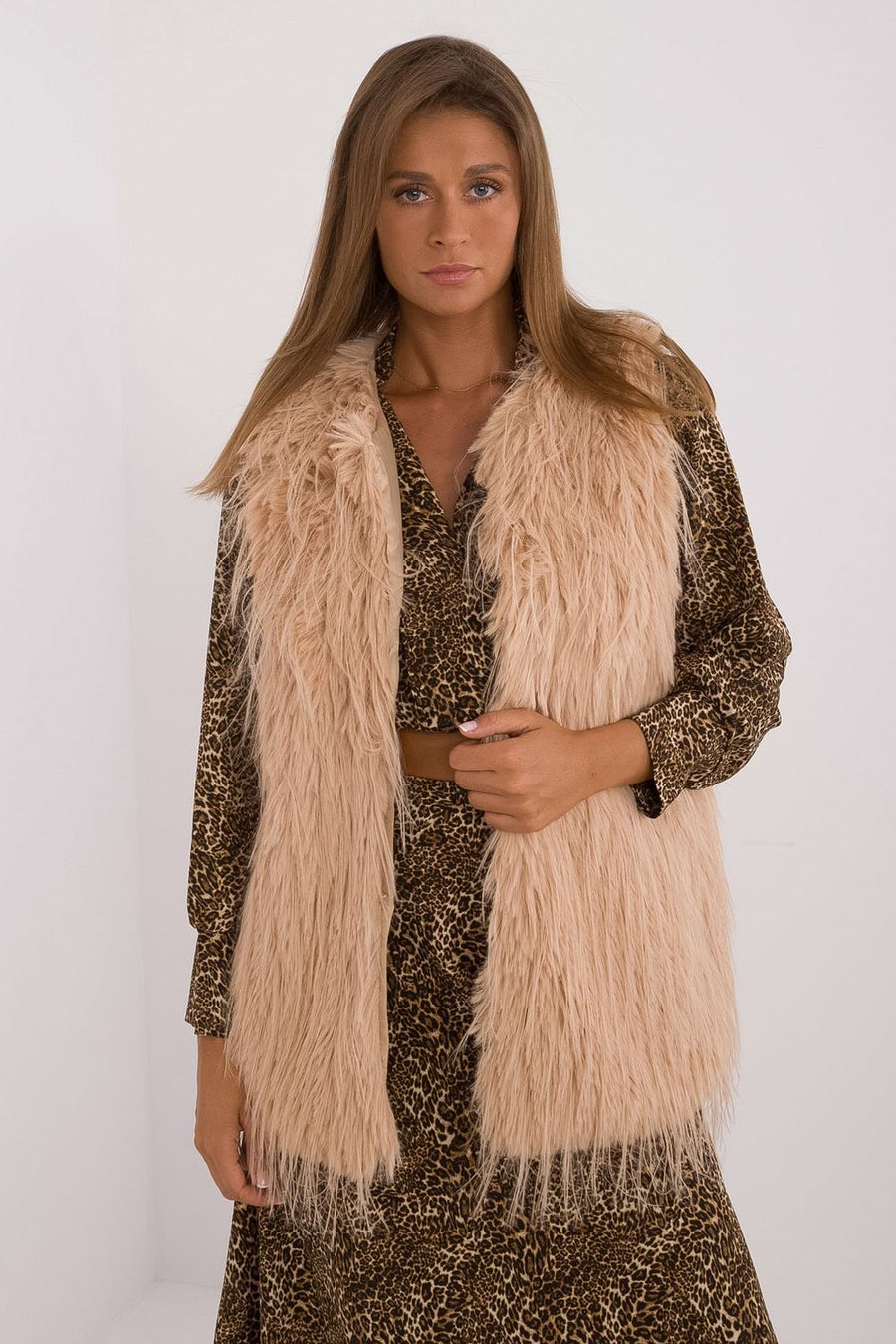 AT Camel Hooded Gilet