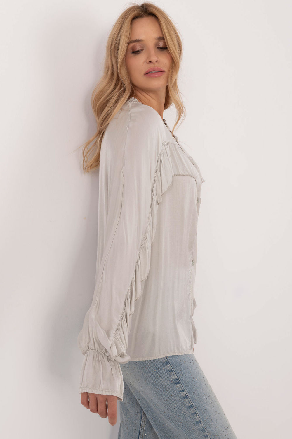 Och Bella Light Grey Long Sleeve Top - view 2