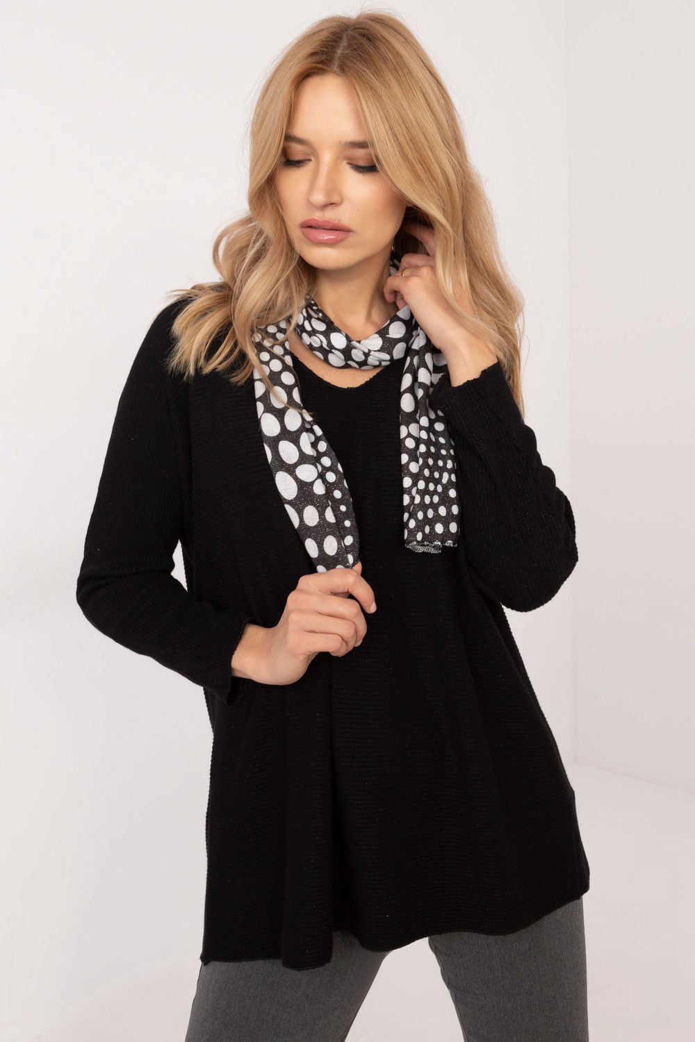 Italy Moda Black V-Neck Long Sleeve Jumper - view 2