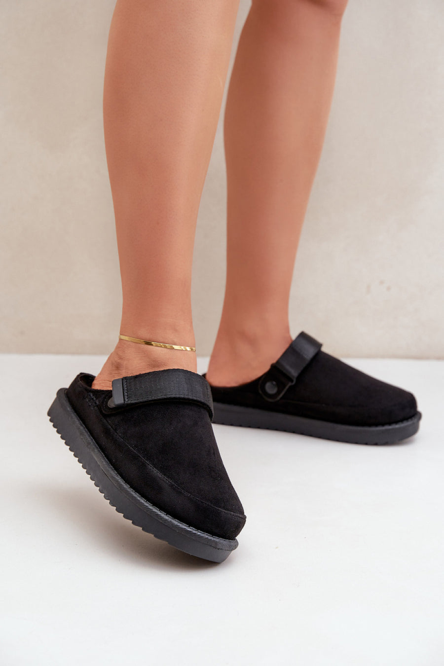 Step In Style Neliel Black Faux Suede Platform Slippers
