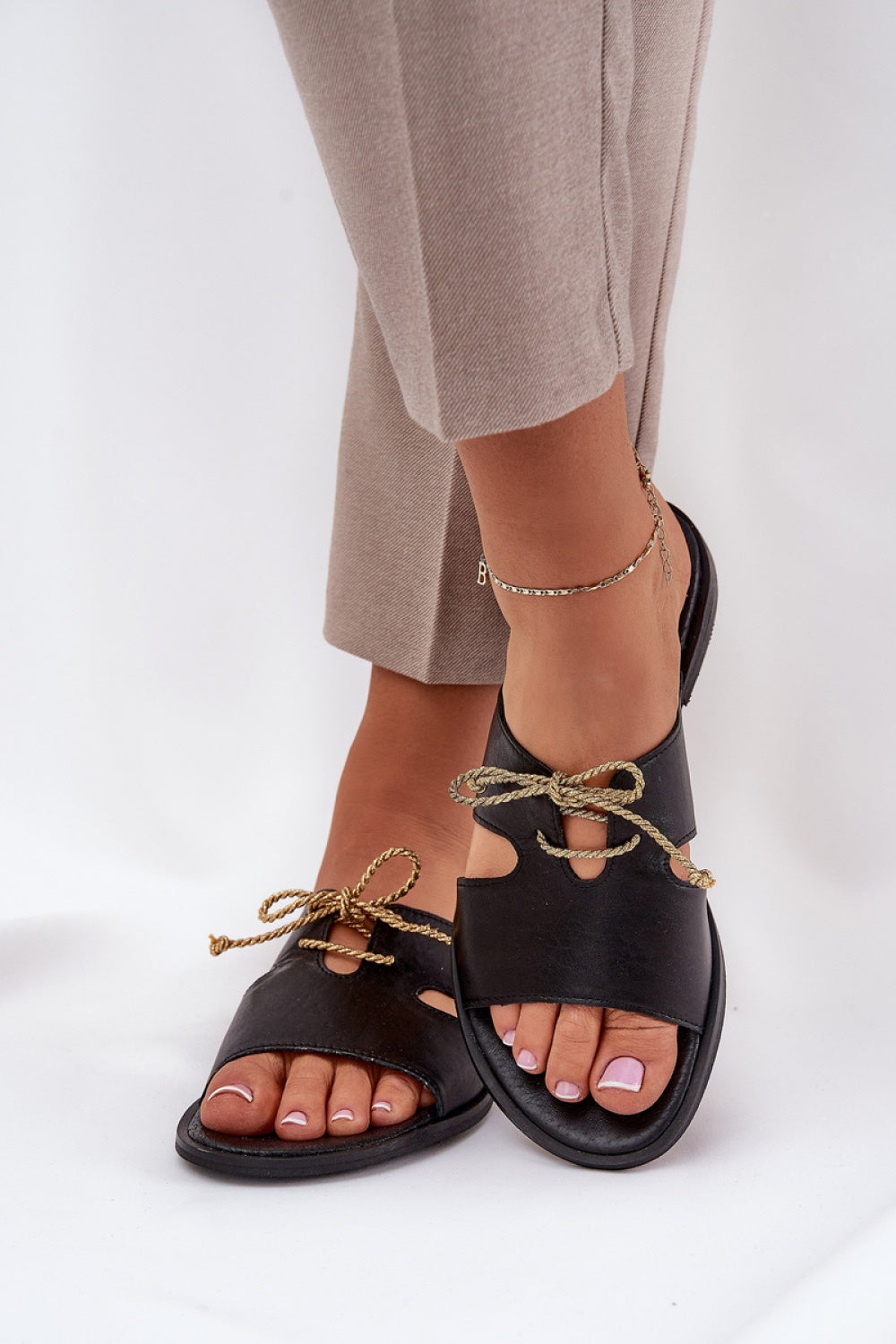 Step In Style Zazoo Black Leather Flat Flip Flops - view 3