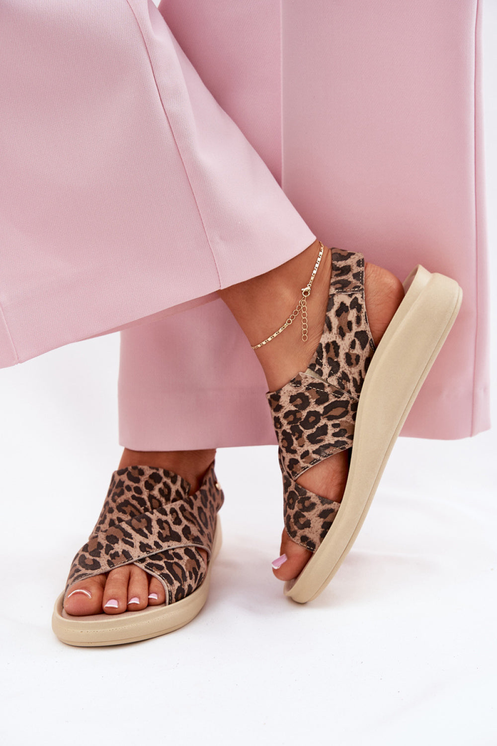 Step In Style Zazoo Brown Leather Platform Sandals - view 3