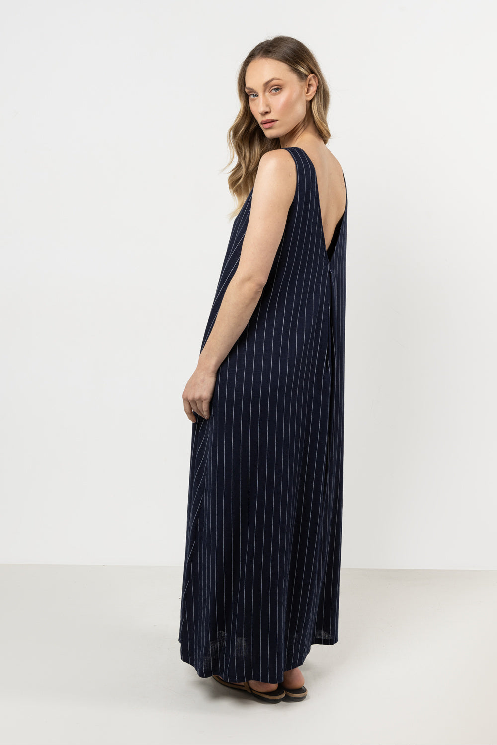 Awama Navy Maxi Linen Dress - view 3