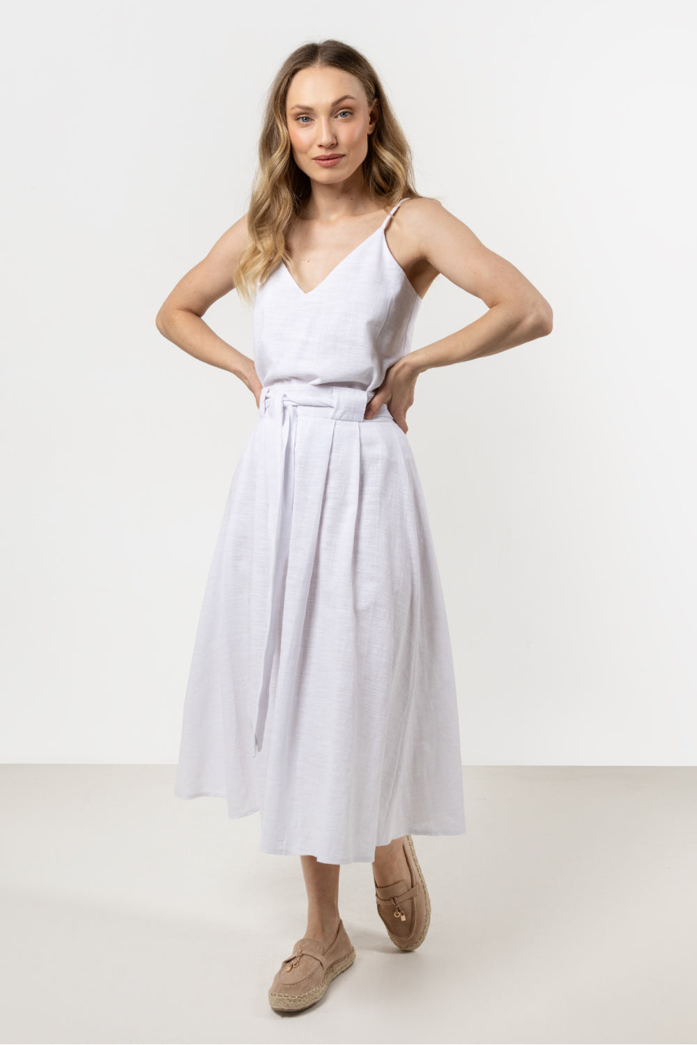 Awama White Pleated Cotton Skirt