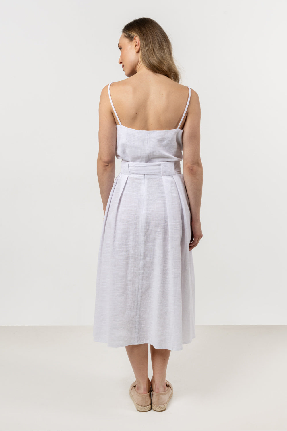 Awama White Sleeveless Cotton Cami Top - view 3