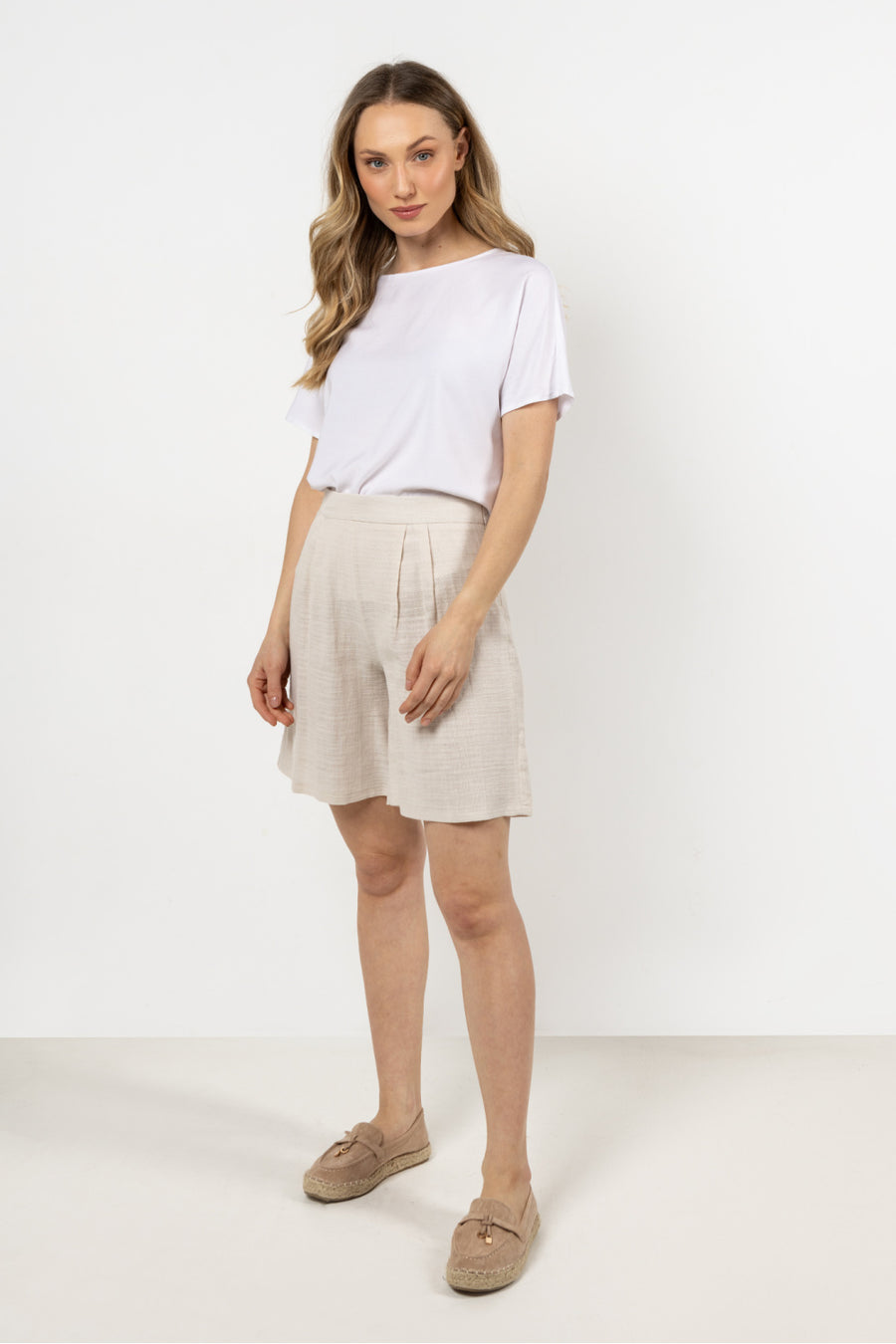 Awama Beige Cotton Shorts