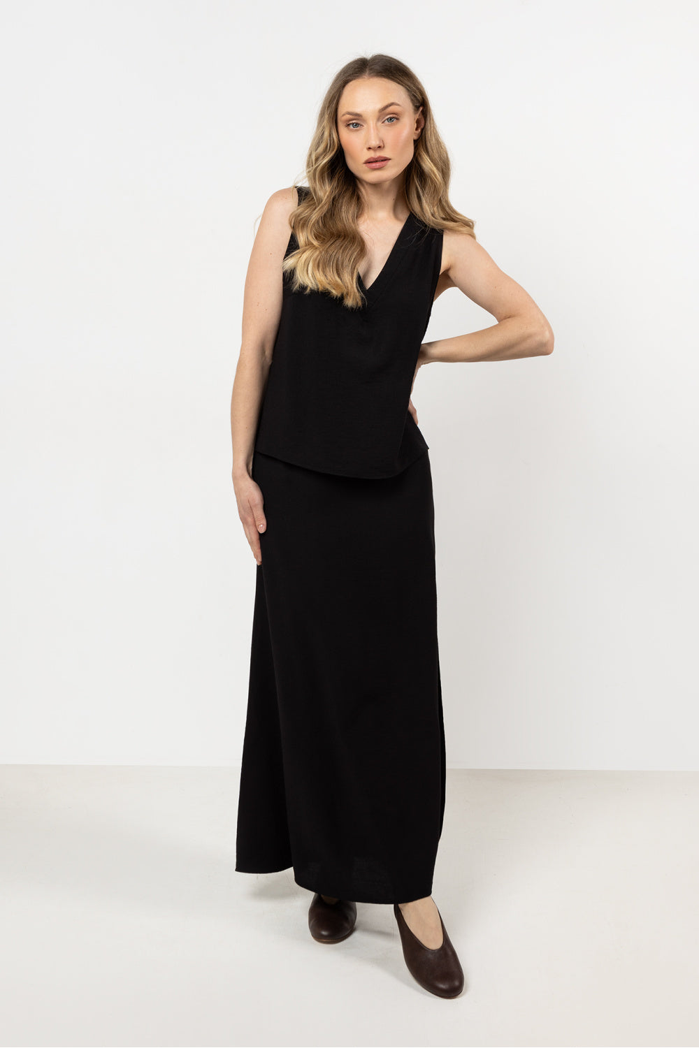 Awama Black Bodycon Maxi Skirt
