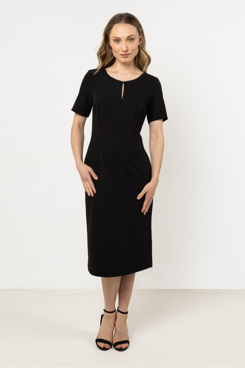 Awama Black Bodycon Short Sleeve Dress