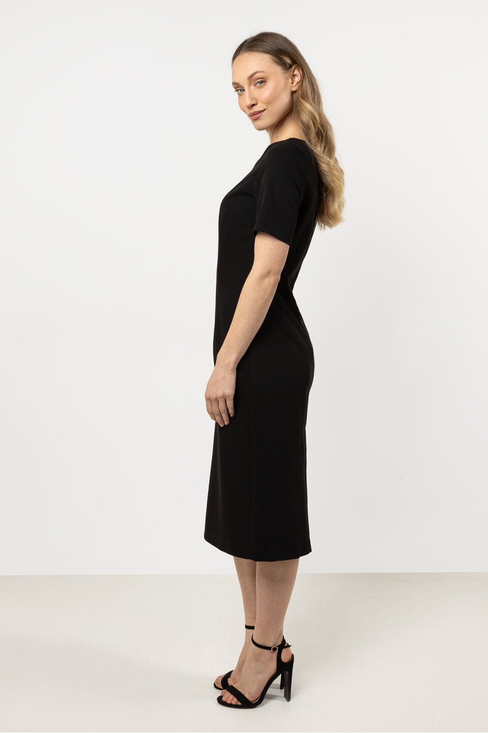 Awama Black Bodycon Short Sleeve Dress - view 2