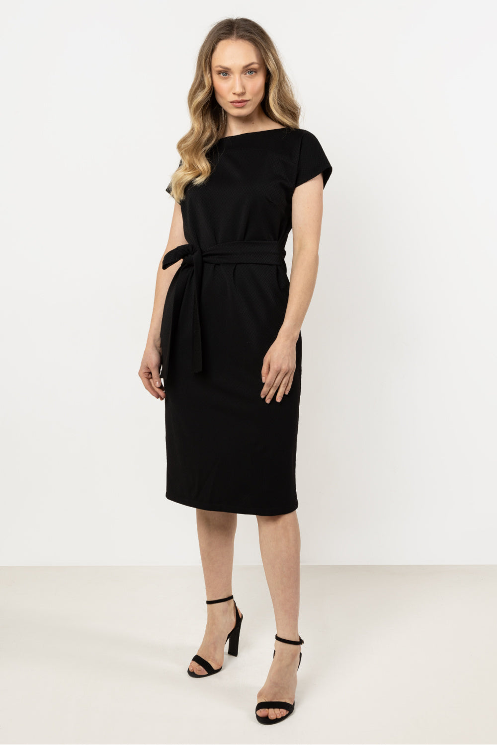 Awama Black Boat Neck Short Sleeve Dress - view 2