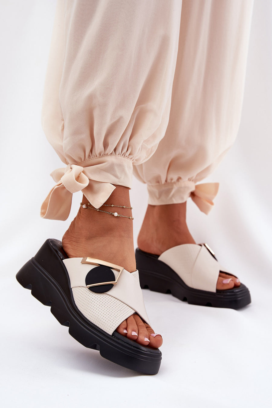 Step In Style Artiker Beige Wedge Sandals