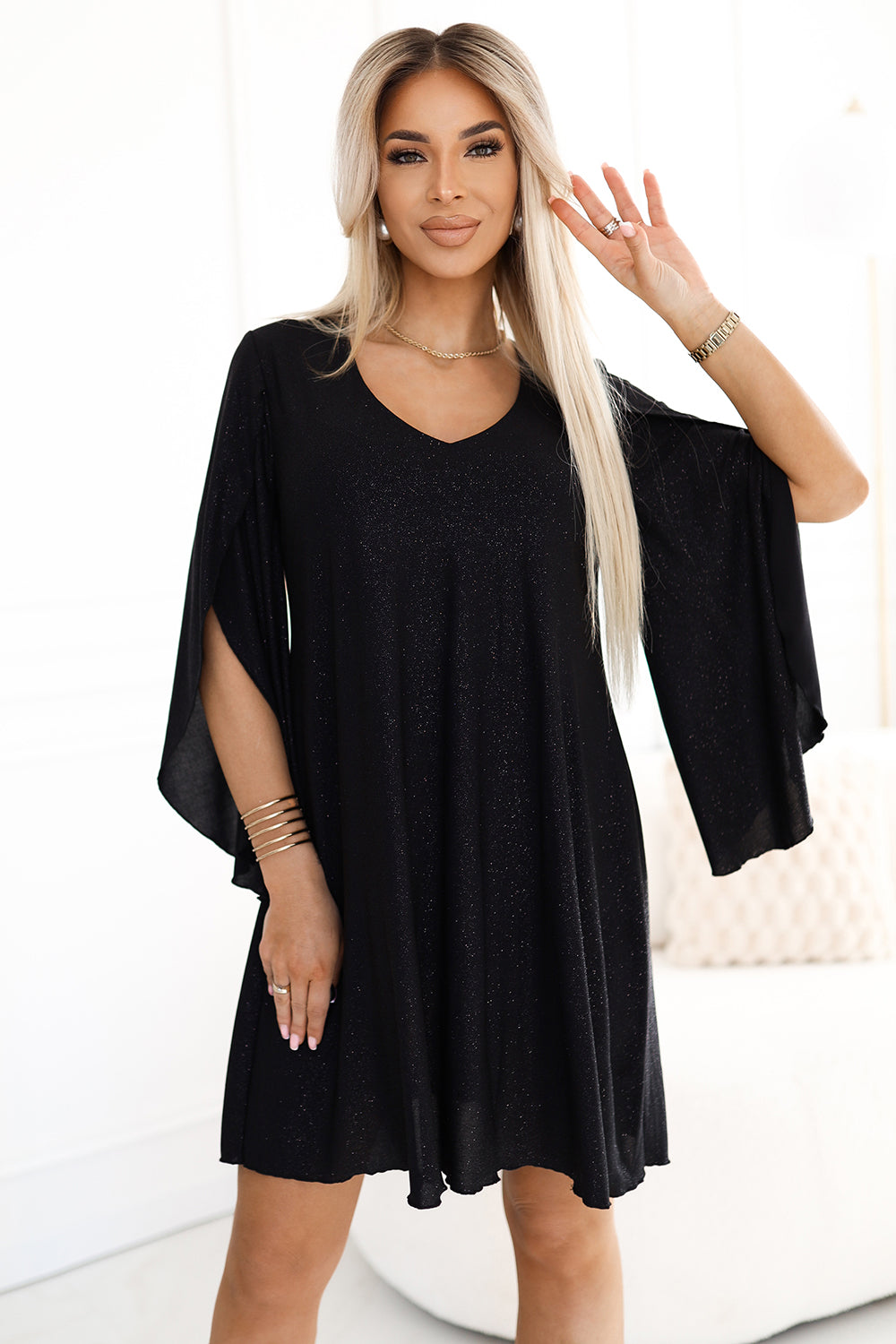 Numoco Livia Glitter A-Line V-Neck Evening Dress