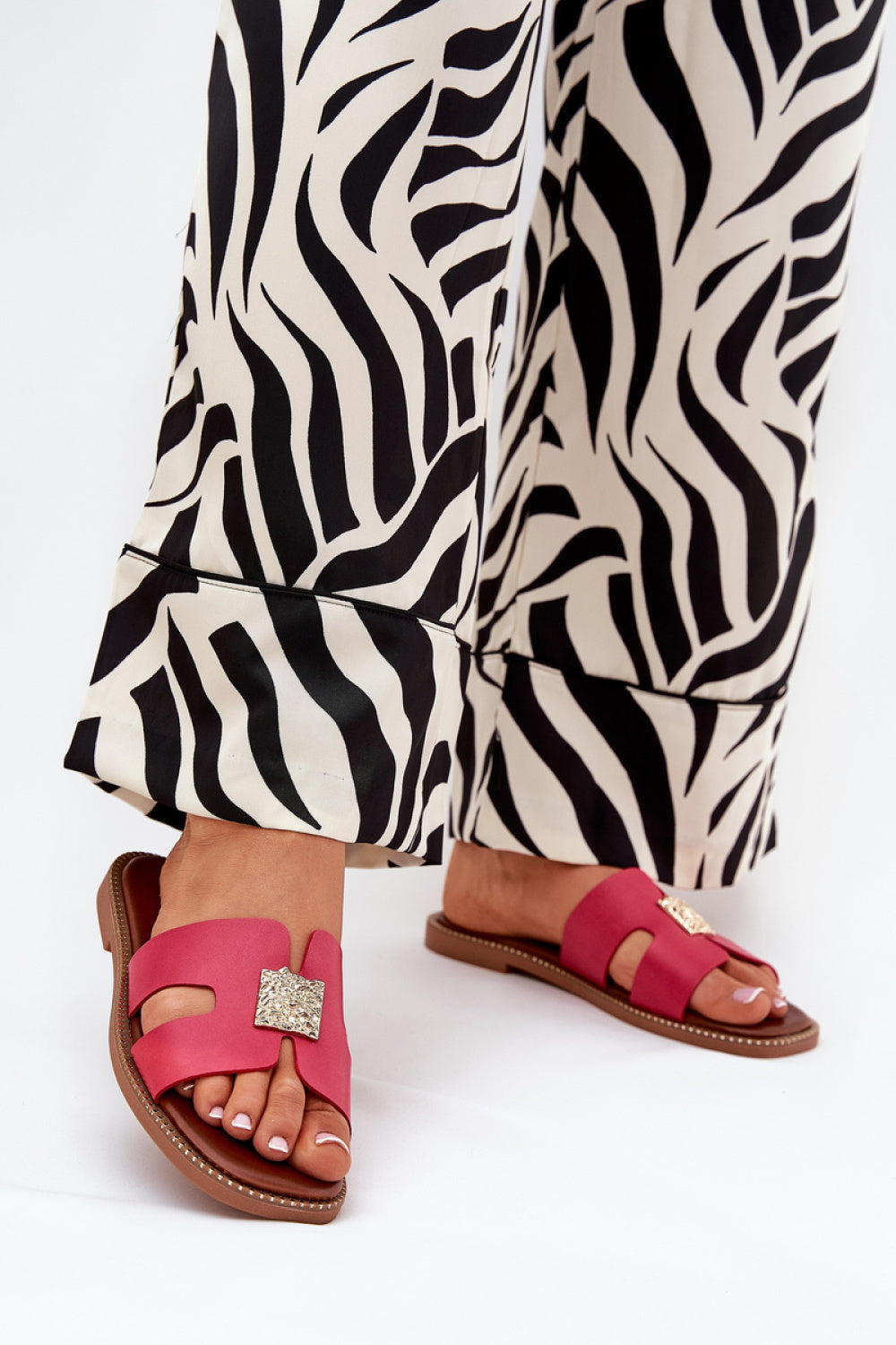 Step In Style Bohalis Fuchsia Faux Leather Flat Flip Flops